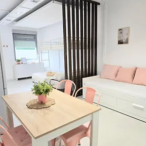Little , Hospitalet De L'Infant España